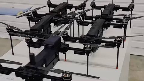 Qozog‘istonda mahkumlar dron yig‘ishni boshlaydi