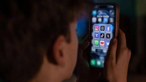 Ispaniya 16 yoshdan kichiklarga ijtimoiy tarmoqlarni taqiqlaydi