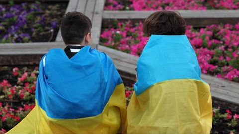 Олий Рада Украинада қизлар учун никоҳ ёшини 14 га туширишни таклиф қилди