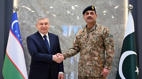 Shavkat Mirziyoyev Pokiston Mudofaa kuchlari Oliy bosh qoʻmondoni bilan uchrashuv oʻtkazdi