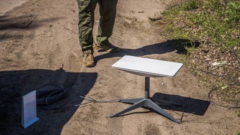 Украинада россиялик ҳарбийлар фойдаланаётган Starlink интернети ўчириб қўйилди
