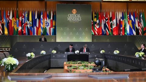 Uzbekistan and US sign MoU on critical minerals and rare earths