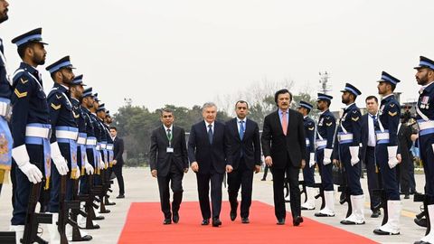 Шавкат Мирзиёев Покистонга ташрифини якунлаб, Тошкентга жўнаб кетди