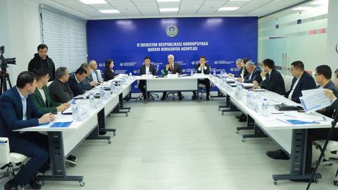 Самарқандда хориждаги фестивалга фарзандларини юборган амалдорлардан маблағ ундирилди