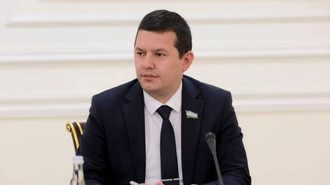 “Адолат” депутати шахсий маълумотлар сизиб чиқиши бўйича масъулларга сўров юборди