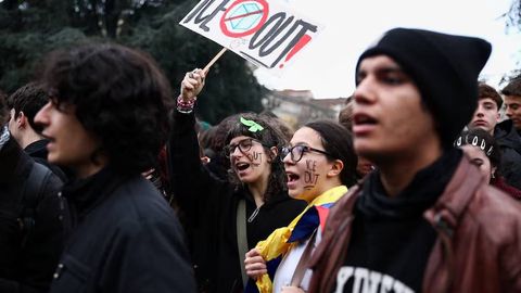 Италияда Қишки Олимпиада бошлангандани бери норозилик намойишлари бўлиб ўтмоқда