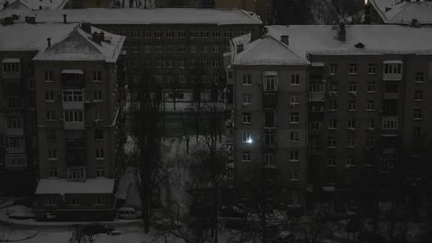 “Душман руҳимизни синдиришга ҳаракат қилмоқда” — Виталий Кличко Киев аҳолисини совуқ кечаларга тайёр бўлишга чақирди