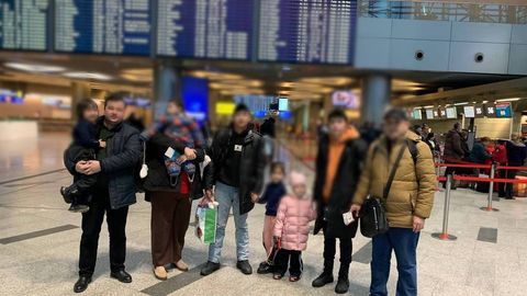 Россияда қаровсиз қолган яна 6 нафар бола Ўзбекистонга қайтарилди