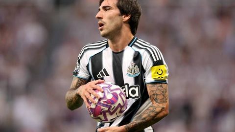 “Реал” тотализатор сабаб дисквалификация қилинган футболчини сотиб олмоқчи