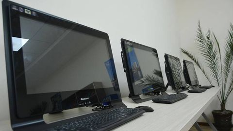 Navoiy va Zarafshon maktablarida ITga ixtisoslashgan sinflar ochiladi