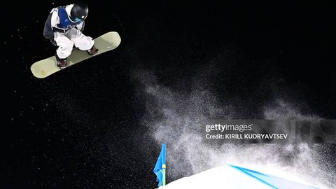 Австралиялик сноубордчи Олимпиададаги машғулот вақтида бўйнини синдириб олди