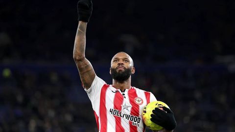 АПЛнинг иккинчи рақамли тўпурари клуби билан шартномасини узайтирди