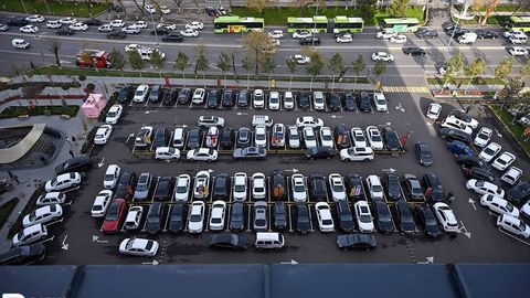 Ўзбекистонда январда бирламчи автомобиль бозори 7,2 фоизга ўсди, электромобиллар савдоси кескин ошди