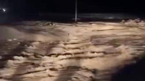 Форишда кучли ёмғирдан сўнг сел тошқини кузатилди