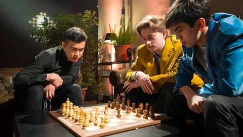 Freestyle Chess. Нодирбек Абдусатторов ярим финал иштирокчисига айланди, Синдоров эса чемпионлик учун курашдан чиқди