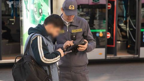 Тошкентда бир ойда автобусларда йўл ҳақини тўламаган 11,5 минг йўловчига жарима қўлланди 