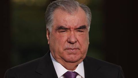 Emomali Rahmon sog‘lig‘i haqidagi mish-mishlar fonida ommaga ko‘rindi