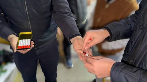 Тошкентда таркибида психотроп модда бўлган қаҳва сотувчи ушланди