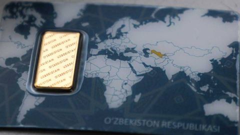 Ўзбекистонда олтин қуймалар нархи пасайди