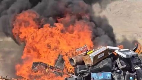 “Толибон” 600 дан ортиқ мусиқа асбобини ёқиб юборди