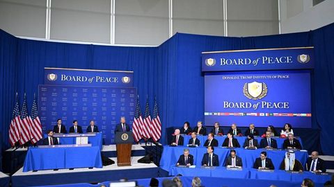 “Мамлакатингизда ишлар ажойиб, сиз ҳам ажойиб ишлаяпсиз” — Трамп Мирзиёев ҳақида