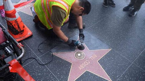 Голливуднинг Шон-шараф хиёбонида ўз юлдузига эга бўлиш қанчага тушади?