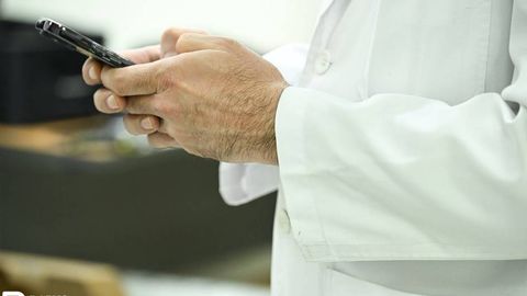 Соғлиқни сақлаш вазири тизимдаги коррупция ҳолатлари ҳақида хабар беришга чақирди