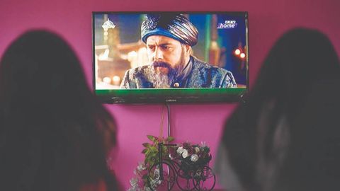 “Turk seriallarini har kuni dunyo bo‘ylab 800 mln kishi ko‘radi” — Turkiya savdo vaziri