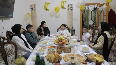 Тошкент вилоятида фаластинлик оилалар учун хайрия ифторлиги ташкил этилди