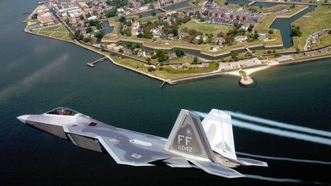 АҚШ қирувчи самолётларини Исроилга жойлаштирмоқда