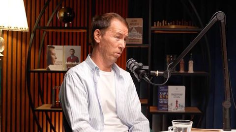 Toshkentda kitob sotish bilan shug‘ullanuvchi bloger Xayrulla Asadov jarimaga tortildi