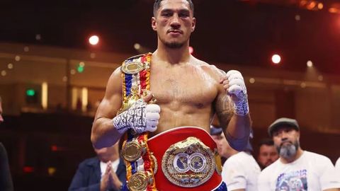 Дана Уайтнинг бокс ташкилоти сабаб IBF Жаҳон чемпионини камардан маҳрум қилиши мумкин