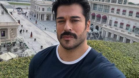 Burak O‘zchivit faqat o‘zi suratga tushgan turk seriallari unga yoqishini aytgani uchun tanqidlarga uchradi