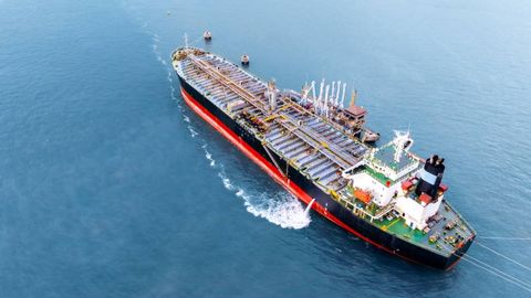 АҚШ Ҳиндистонга Россия нефтини сотиб олиш учун 30 кунлик рухсат берди