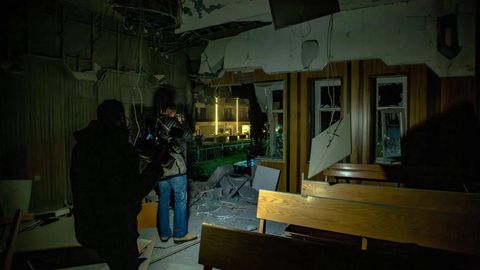 Яқин Шарқдаги урушнинг 8-куни: Эрон мингдан ортиқ тинч фуқаро ҳалок бўлганини маълум қилди, АҚШ Исроилга бомбалар сотишни маъқуллади