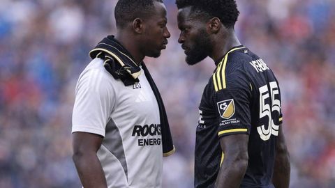 MLS ўз жамоаси ўйинларига пул тиккан икки футболчини бутун умрга футболдан четлатди