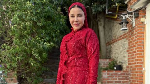 “Фарзандларимнинг тўйига ҳам бирровга кирганман”. Наргиза Азимова ёш кўриниш сири ва имижини ўзгартириши ҳақида