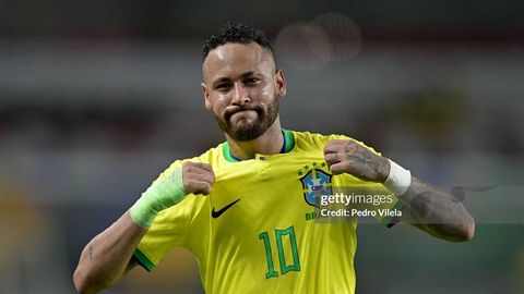 Неймар ижросидаги “сўнгги рақс”. Бразилиялик футболчи Жаҳон чемпионатида иштирок этиш учун қийинчиликларни забт этмоқда 