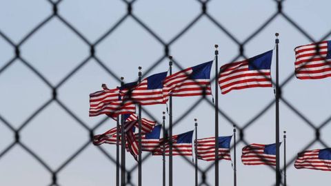 США депортировали 72 граждан Узбекистана