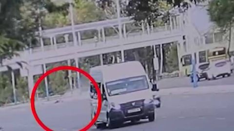 Тошкентда ЙПХ ходимини машинада уриб юборган ҳайдовчи 6 йилга қамалди