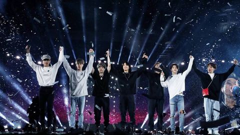 В поп-музыке становится меньше песен на английском — Spotify