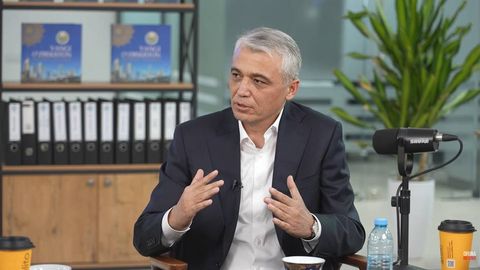 “Uy qurayotganlar ichida bir-ikkita ‘Ahmadboy’lar bor” — Sherzod Hidoyatov firibgar quruvchilar haqida