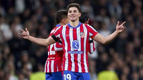 “Барселона” спорт директори Хулиан Алвареснинг трансфери ҳақидаги саволга жавоб берди