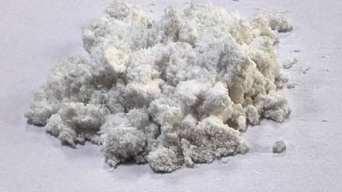 Ўзбекистонлик олимлар ҳаво ва сувни тозаловчи ўта енгил материал яратди