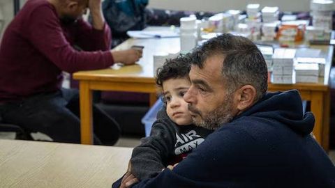 “Isroilliklar xavfsizligi ta’minlanmaguncha, ko‘chirilgan livanliklar uylariga qaytmaydi” — Kats