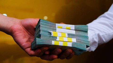 Uzbekistan households favor cash savings as formal borrowing remains low