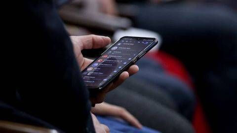 Uzbekistan moves to penalize obscene language and online insults