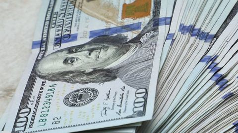 Объем денежных переводов в Узбекистан достиг почти $19 млрд — из каких стран поступило больше всего средств