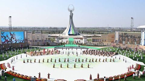 Uzbekistan marks Navruz, Eid al-Fitr as Shavkat Mirziyoyev highlights unity