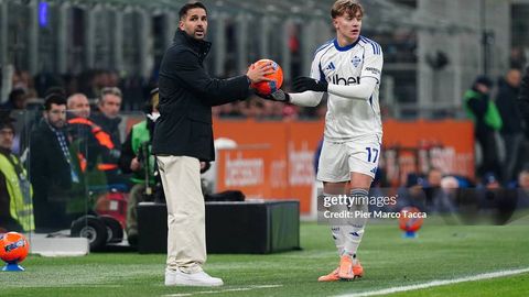 Фабрегас “Барселона”га ўз футболчиси тавсия қилди